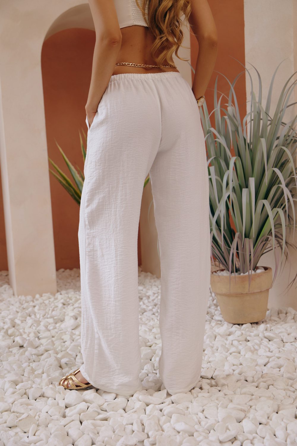 Linen pants with elastic waistband and tone-on-tone embroidery - Image 2