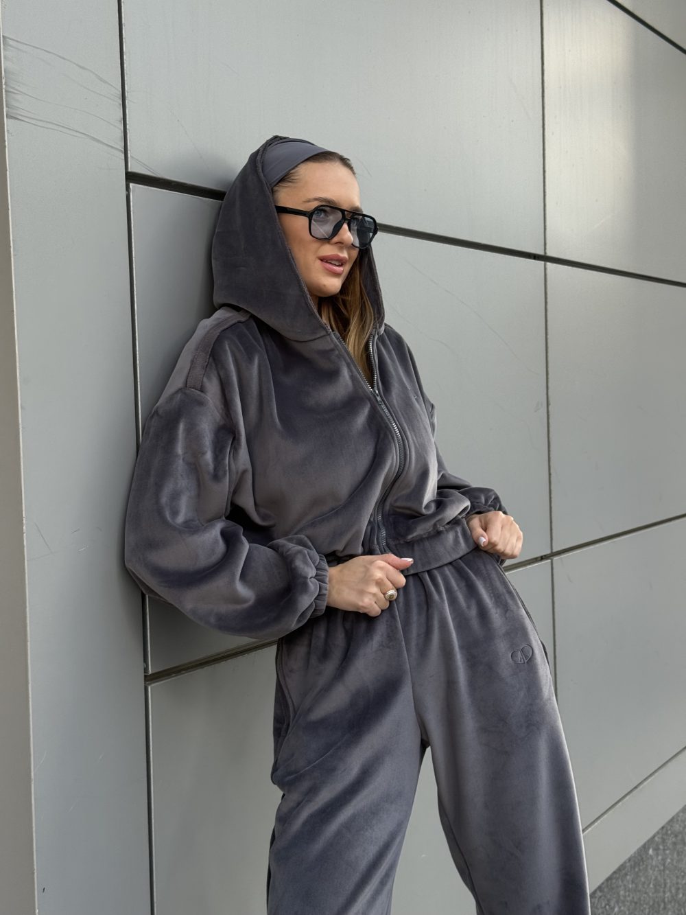 velour oversized jacket graphite - Image 2
