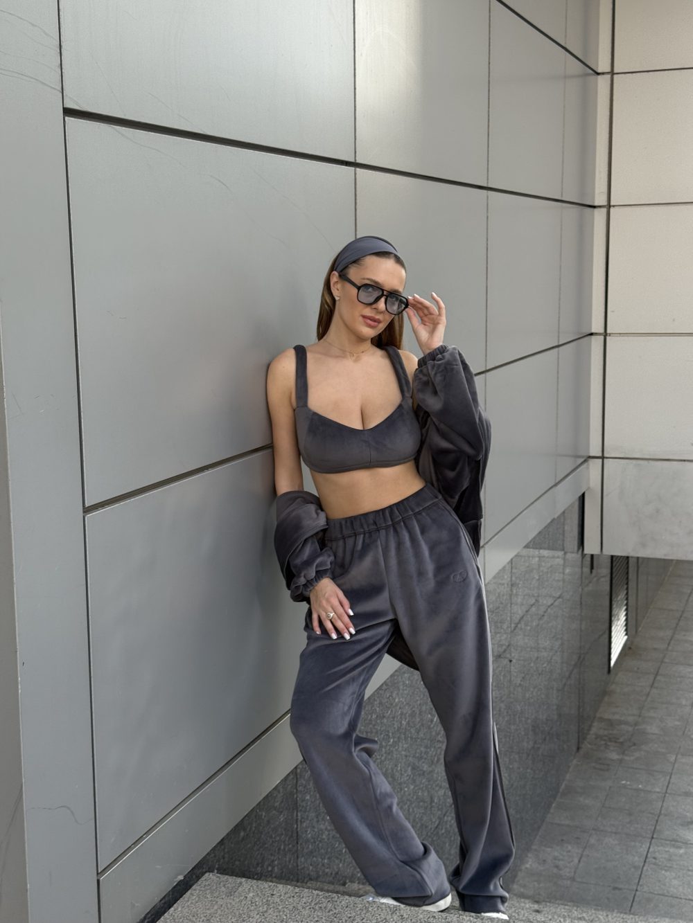Velour top graphite - Image 5
