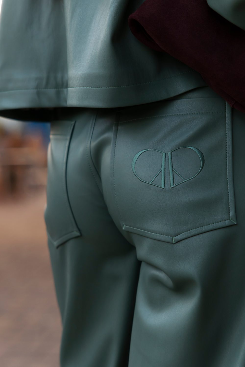 Follow your Art Eco-Leather Pants - Зображення 12