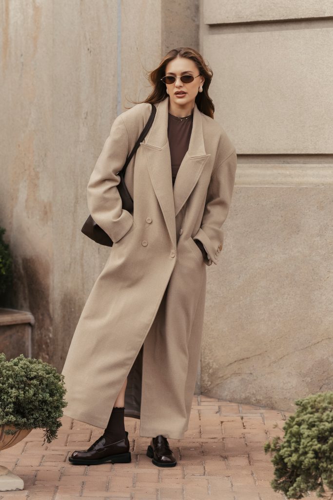 Follow your Art Coat