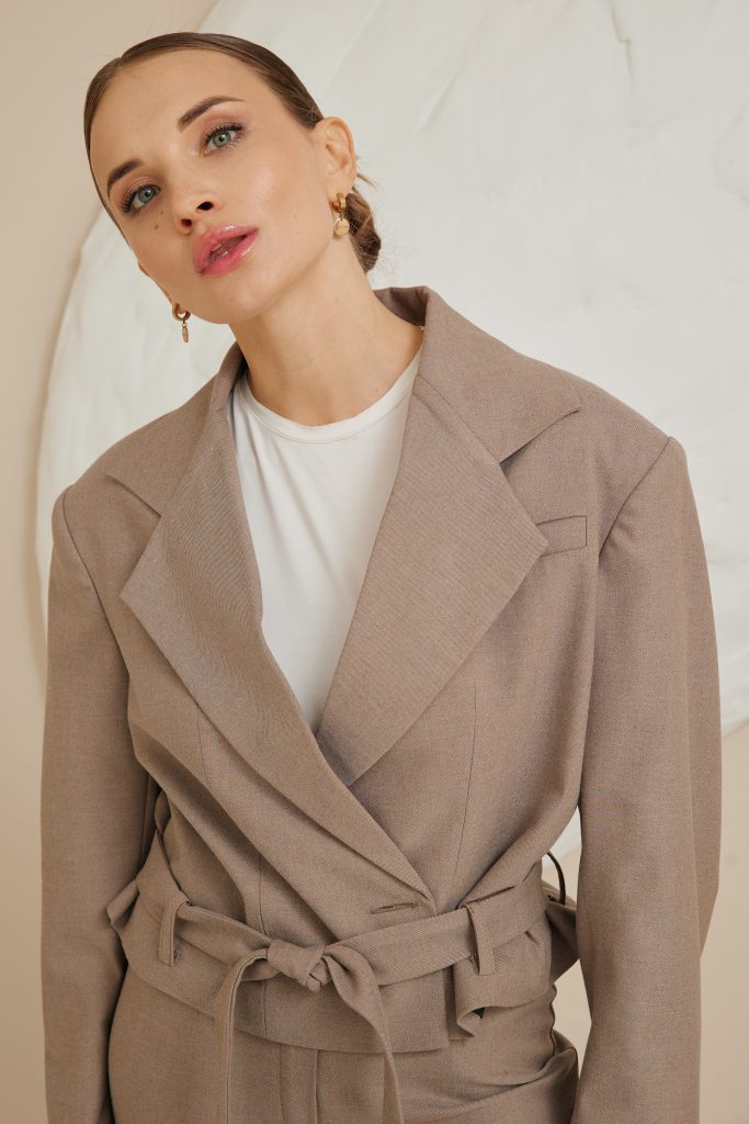 Cropped jacket / trench New Era of Me vintage beige