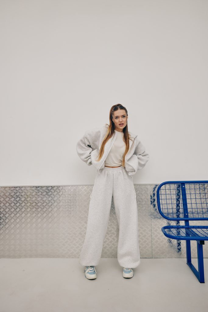 Melange Accent Detail Pants New Era of Me