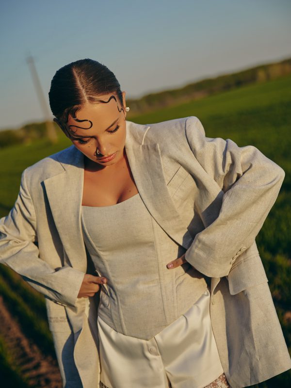Linen jacket Wild as fire beige